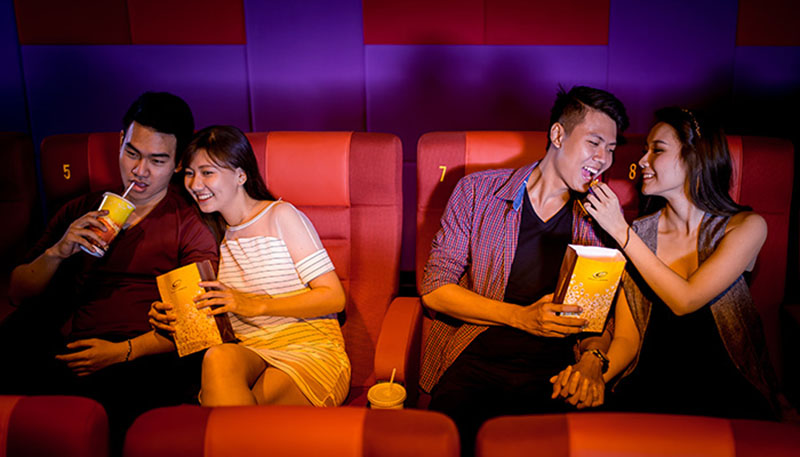 rạp chiếu phim ghế dành cho cặp đôi